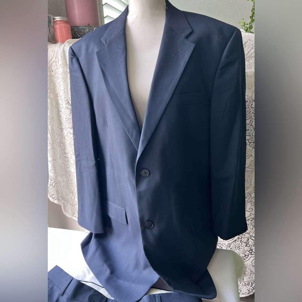 Claiborne suit black. @frances.rushlow - Picture 5 of 13